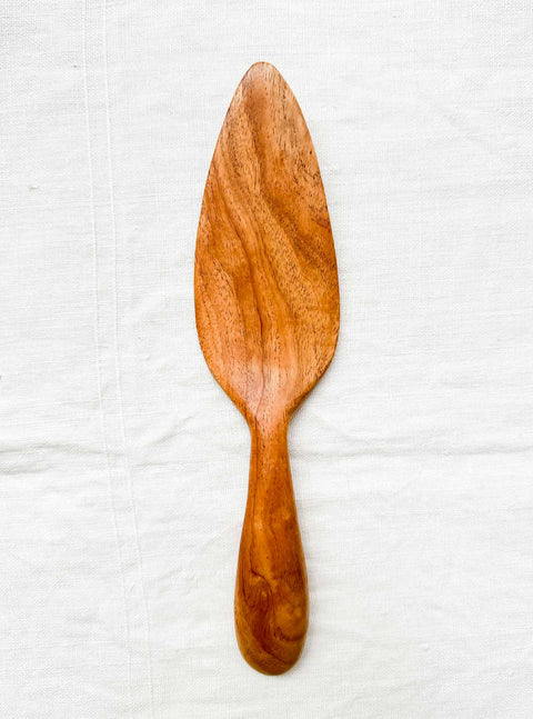 Couvert à gâteau en bois
