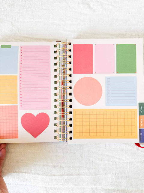 Agenda 17 mois Art tools