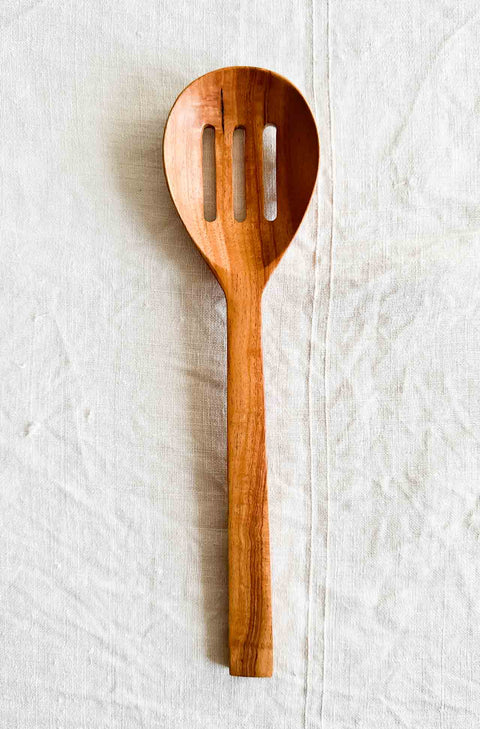 Cuillère en bois striée