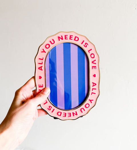 Cadre - All you need is love