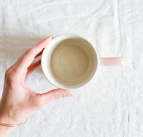 Tasse fleur jaune