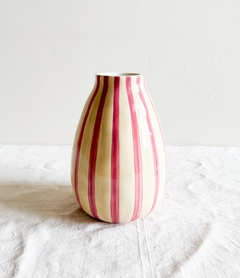 Vase rayé rose
