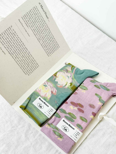 Livre Chaussettes - Monet Nymphéas