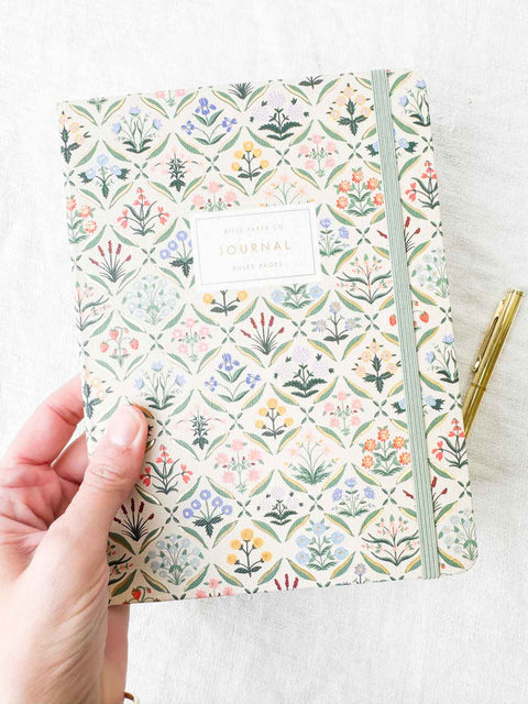 Journal Estée avec stylo