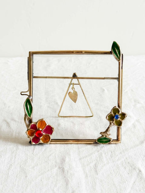 Cadre Cameron Flower GM