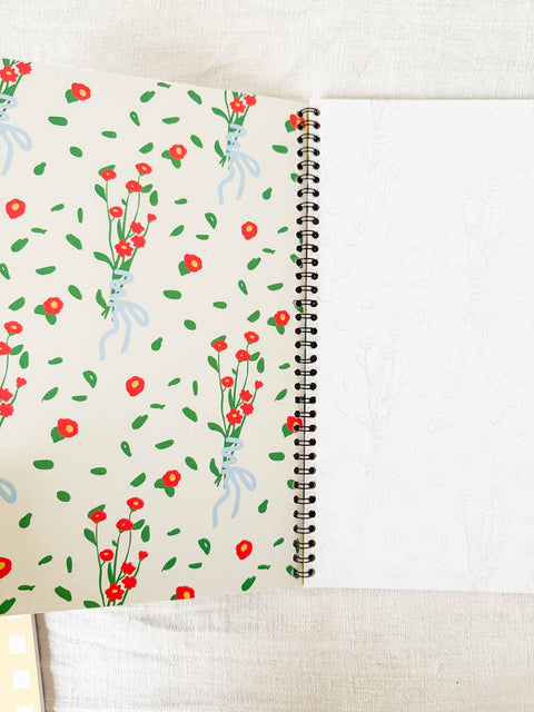 Carnet de coloriage Salut irène