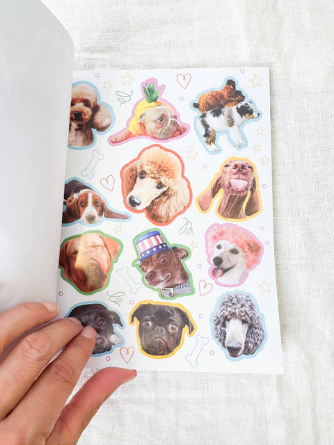 Livre stickers Adorable dog