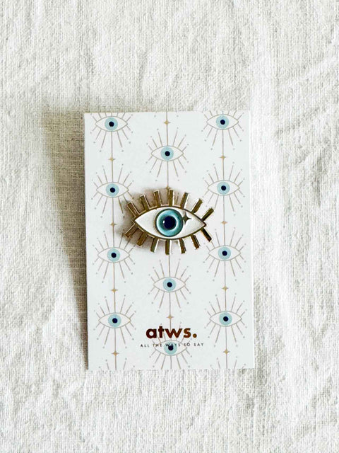 Pin's Blue eye
