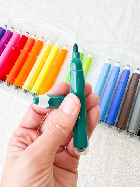 Set 18 feutres couleurs tampons