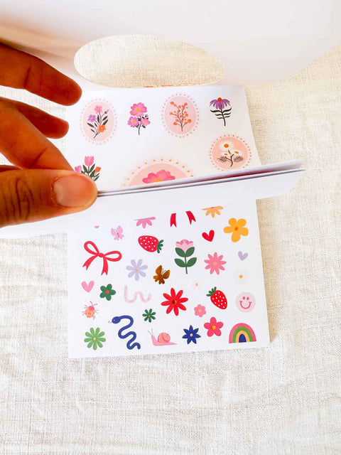 Stickers & paper collection The dainty & bold edition