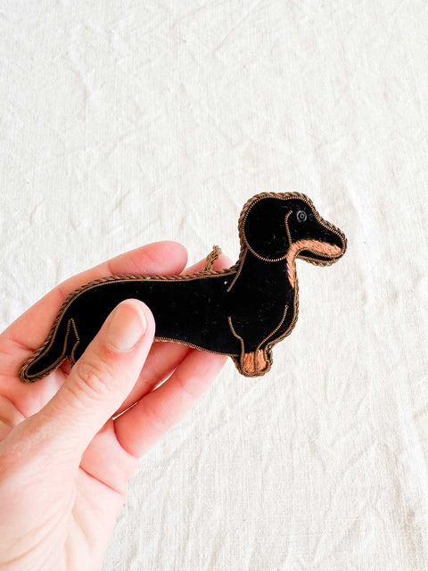 Suspension Chien saucisse