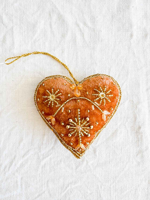 Supension Coeur brodé étoilé - Ambre