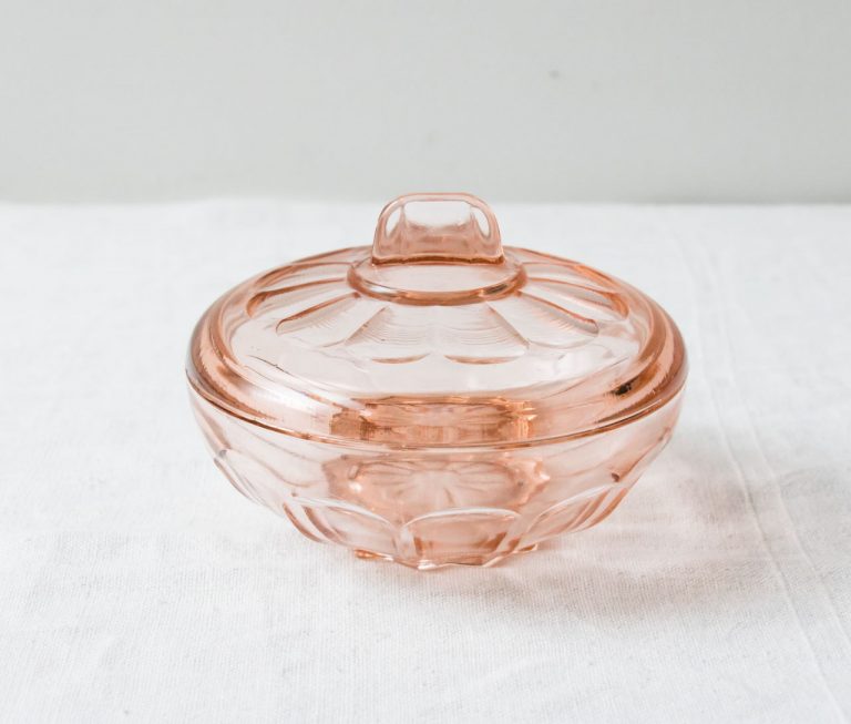 Boîte en verre rose chiné Mathuvu