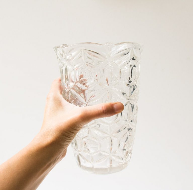 Vase en verre gravé chiné - mathuvu