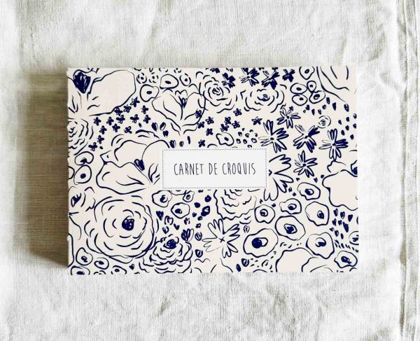 Carnet de croquis fleurs bleues Pascale Editions Maison Mathûvû